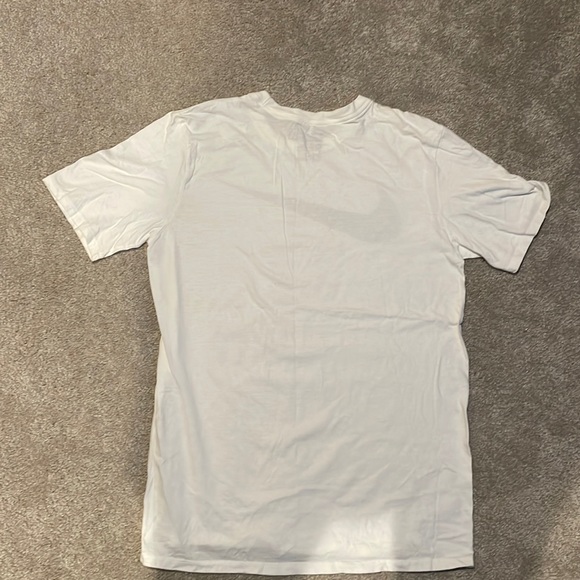 White NIKE Mens T-Shirt - Picture 3 of 3